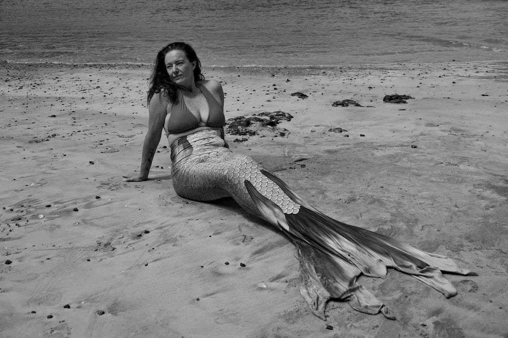 Mermaid on the beach (black & white)